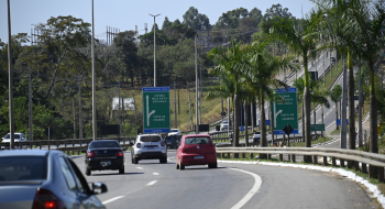 Governo de Goiás inicia restauração da GO-060 entre Goiânia e Trindade